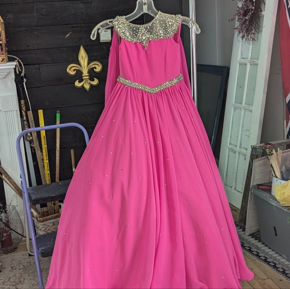 One of a kind Johnathon Kayne pagent dress from trunk show - Picture 3 of 7